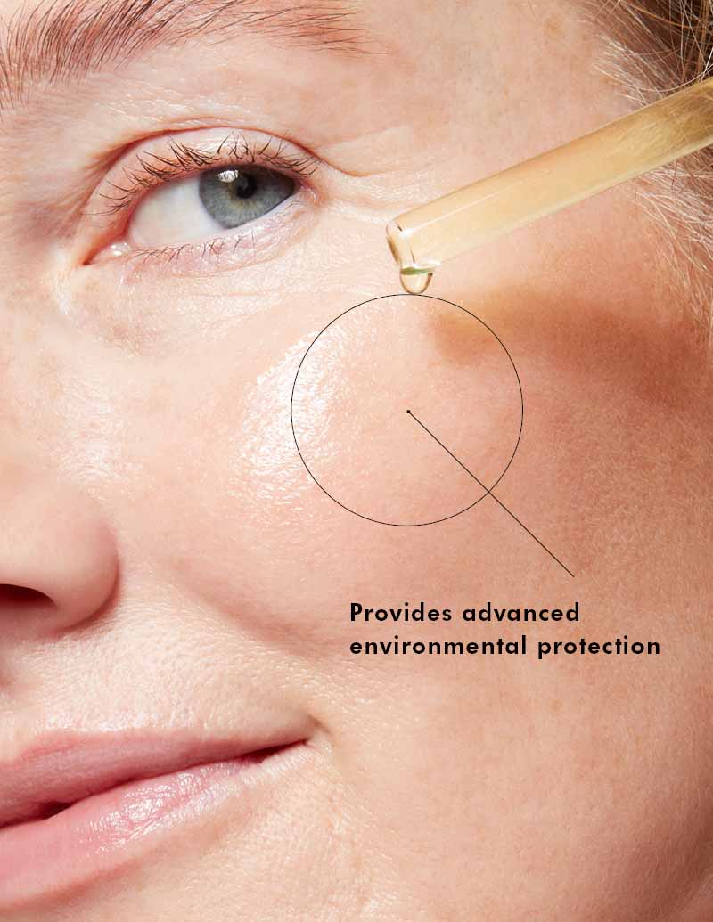 SkinCeuticals CE Ferulic Anti Aging Vitamin C Serum for Normal to Dry Skin 30ml